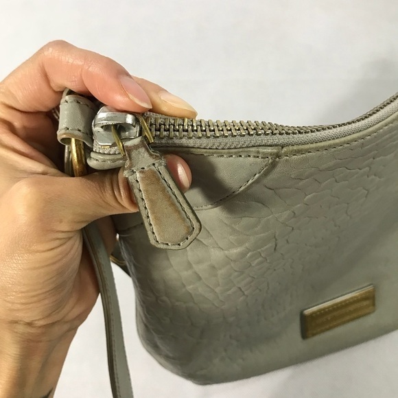 Marc by Marc Jacobs Washed Up Lamb Leather Messenger Bag Read - Picture 6 of 14